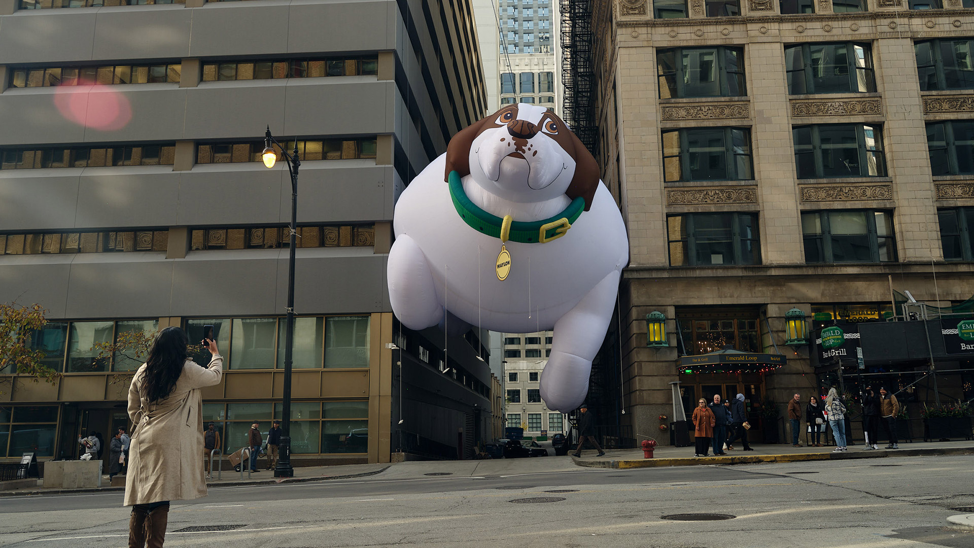 IAMS Thanksgiving Day Parade Dog Stuck by The Glue Society